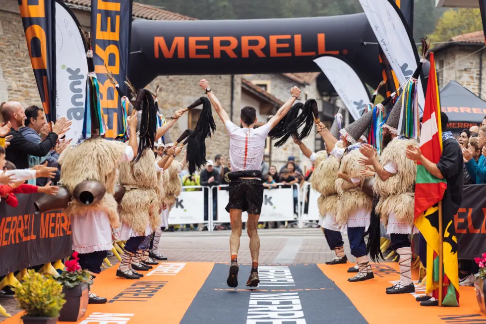 Guillem Casanova Merrell Skyrunner at Gorbeia Suzien